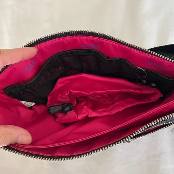 Lululemon Travel Crossbody Fanny Pack - Picture 2 of 11